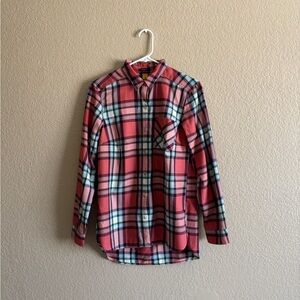 Eddie Bauer Women’s Small Coral and Green Plaid Casual Shirt Classic Fit